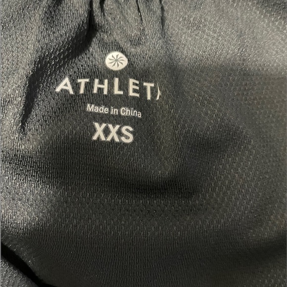 Athleta wick it coverup dark grey. Size XXSmall beach to adventure travel - Picture 11 of 11